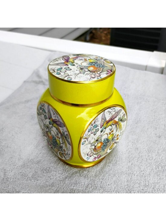 Carlton Ware Other - Carlton Ware Yellow Lidded Ginger Jar, Bird Fruit Design Made In England 5"